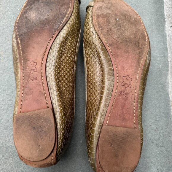 Tory Burch Womens Flat Shoes Olive Green Snake Skin Ballet Flats SIZE 8.5M - Picture 8 of 10